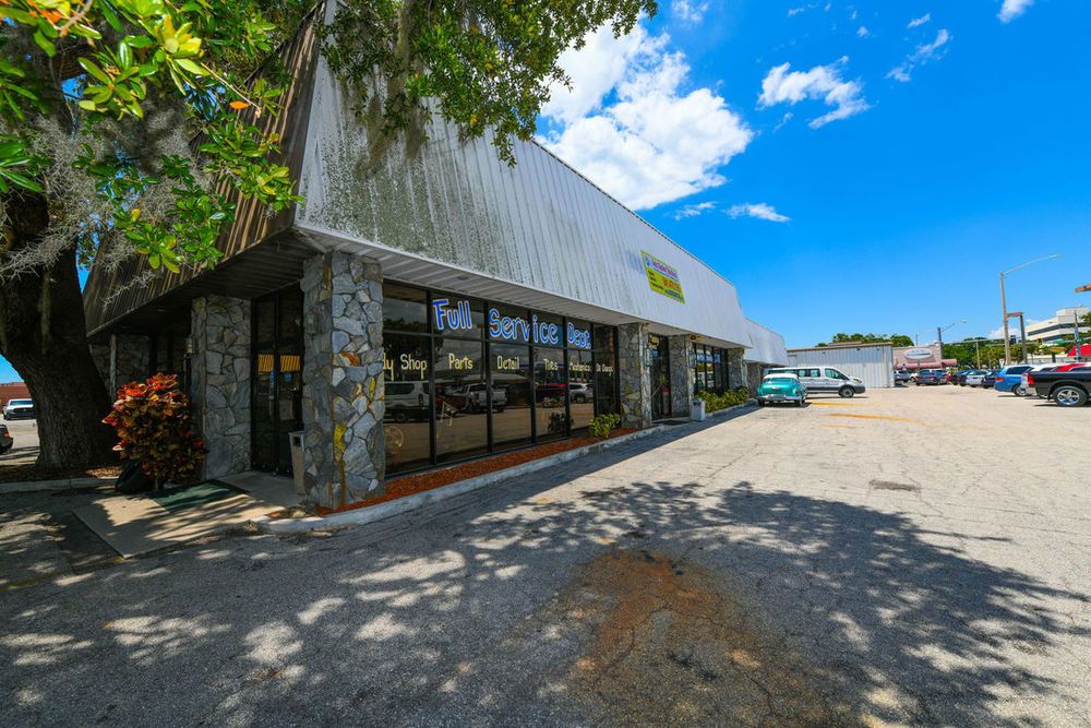 Thornton Site: 405 8th Ave W, Palmetto, FL 34221